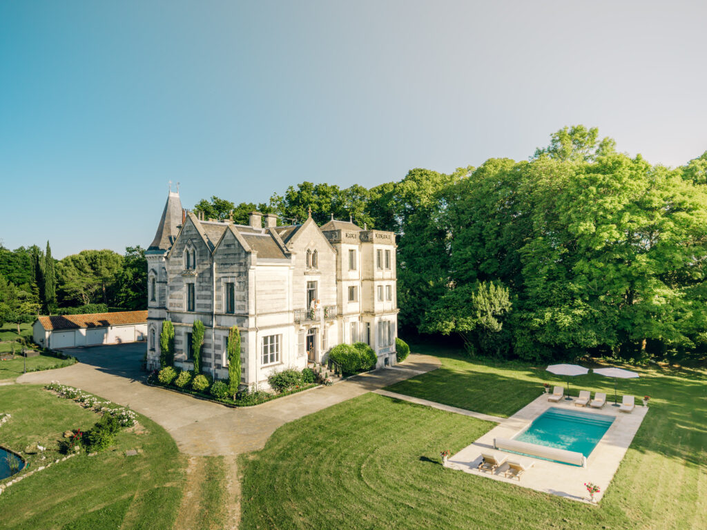 Elegant 19th-century Chateau Charente surrounded by lush French countryside, home to luxury short painting classes in France.